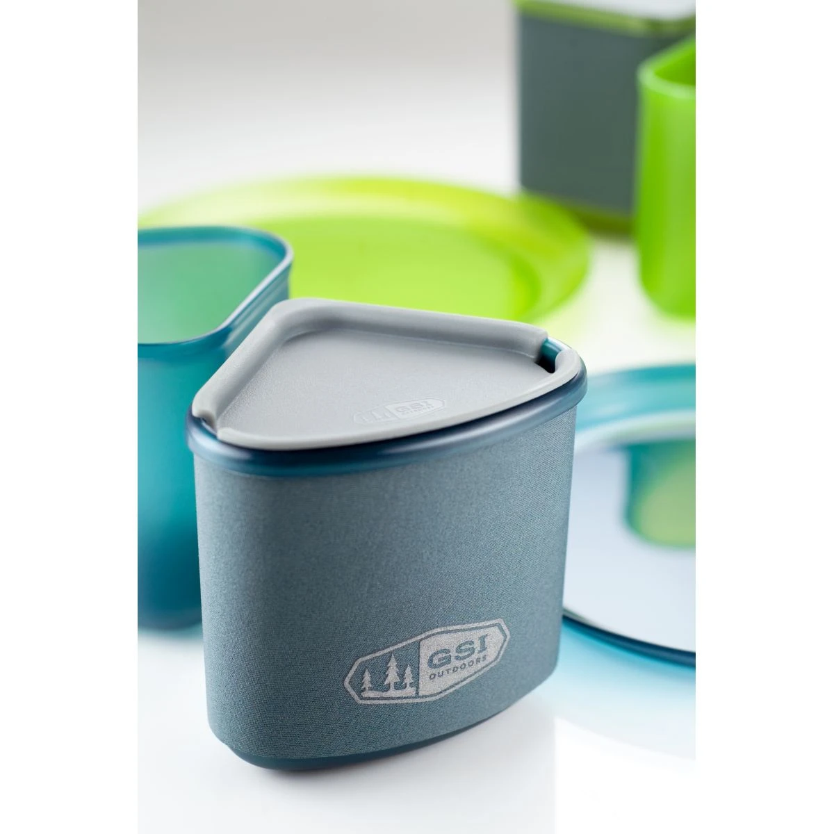 GSI Outdoors Infinity 4 Person Compact Tableset - Multi 5 GSI Outdoors Infinity 4 Person Compact Tableset - Multi - Image 5